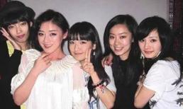 2 trong số 3 người bạn ở ký túc xá cùng Dương Mịch đều nổi tiếng, riêng cô gái cuối cùng không ai biết đến