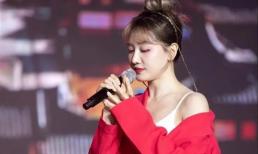 Bị liệt thần kinh nửa mặt, giọng hát của Hari Won 'xuống cấp' thấy rõ