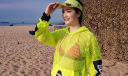 Hoa hậu Đền Hùng Giáng My diện đồ xuyên thấu dạo biển, khoe nét đẹp 'miễn nhiễm' với thời gian