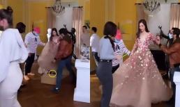 Dù đã mang guốc, Hương Tràm vẫn nhất quyết phải sử dụng thêm 'tuyệt xảo' này để ăn gian chiều cao