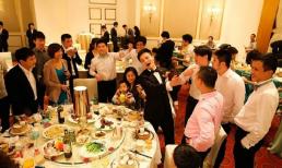 Uống rượu với người lạ, 5 quy tắc thực tế cần biết