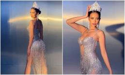 Ngọc Châu cực bốc trong váy dạ hội trước thềm Hoa hậu Hoàn vũ 2022, chuyên trang Sash Factor vào tận trang cá nhân khen ngợi