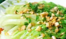 Cách làm món rau xà lách sốt dầu hào ngon 'đúng điệu', ăn một lần nhớ mãi