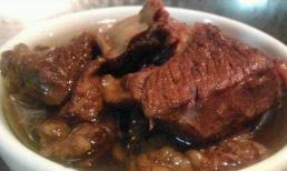 Bác sĩ phụ khoa: Trong thời kỳ kinh nguyệt, chị em nên nhớ ăn thêm 4 loại thực phẩm này sẽ giúp duy trì tử cung tốt