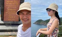 Đi du lịch cùng nhau nhưng vợ chồng Tiết Cương mỗi người lại tự đăng ảnh riêng và không nhắc gì đến nhau