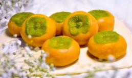 Trung thu đang tới gần, học làm bánh nướng hình quả hồng xinh xắn, bày mâm cỗ quả thêm phần đẹp mắt 