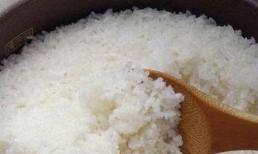 Khi nấu cơm, nên vo gạo bao nhiêu lần? Tôi đã lầm từ trước, thảo nào cơm không mềm, không thơm