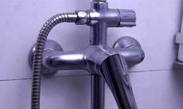 Vết nước trên vòi rất khó lau, chuyên gia dọn dẹp nhà dạy cách vệ sinh sáng sạch như mới