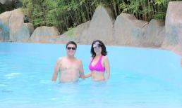 Nghệ sĩ Chí Trung chia sẻ ảnh du lịch Đà Nẵng, bạn gái Á hậu diện bikini gợi cảm dưới hồ bơi