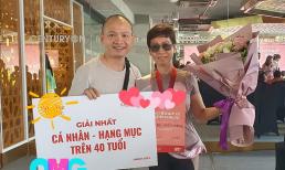 Bà xã U70 của MC Lại Văn Sâm đoạt giải nhất giải chạy, con trai hào hứng khoe chiến tích