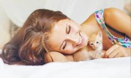 Khi ngủ người phụ nữ tốt nhất không nên mang theo 3 'thứ' này, có thể sẽ có lợi cho 'sức khỏe' của cơ thể