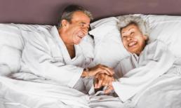 Hóa ra ngủ quá sớm cũng ảnh hưởng đến tuổi thọ? Sau tuổi 50 càng phải chú ý ngủ giờ nào, ngủ bao lâu mới tốt?