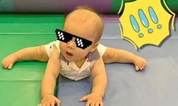 Những tư thế bò kỳ lạ và 'siêu yêu' của trẻ