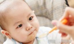 Khi bé thức dậy vào buổi sáng, nên uống sữa hay thức ăn đặc trước? Đừng nhầm thứ tự, nếu không trẻ sẽ đau bụng