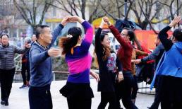 Phụ nữ thường xuyên khiêu vũ với bạn nhảy nam, liệu họ có thể ngoại tình? 3 người phụ nữ nói sự thật 