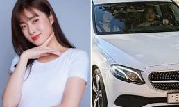 Mỹ nhân sở hữu 'đôi chân đẹp nhất xứ Hàn' lần đầu lộ diện cùng chồng là bác sĩ Đông y?