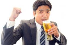 Khi axit uric tăng cao sẽ gây ra 3 triệu chứng, làm tốt 4 điều này bạn sẽ kiểm soát được nồng độ axit uric 