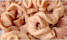 Không cần muối hay giấm, dạy bạn rửa sạch ruột già lợn trong 2 phút, không còn tanh hay hôi, sạch và nhanh hơn