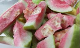 “Ăn hạt ổi có tốt không?” Chuyên gia khuyến cáo 3 kiểu người không nên ăn