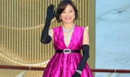 Lâm Thanh Hà đeo trang sức kim cương hơn 3 tỷ đồng tham dự sự kiện, nhan sắc tuổi 68 lấn át đàn em