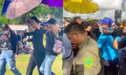 Đi thiện nguyện có vệ sĩ và người cầm ô che nắng, Jack nhận về loạt 'gạch đá'