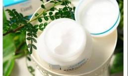 Dùng kem dưỡng da ban ngày hay ban đêm tốt hơn?