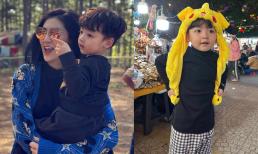 Á hậu Tú Anh lâu lắm mới đăng ảnh con trai, cậu ấm giờ lớn phổng phao chuẩn 'soái ca nhí' 