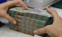 Mẹ người yêu cũ bị bệnh, ông chồng chuyển thẳng 500 triệu mà không cần hỏi ý kiến vợ