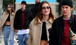 Hailey lộ bụng săn chắc cùng chồng Justin Bieber đi mua sắm lần cuối chuẩn bị cho Giáng sinh