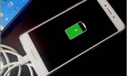 Đừng bao giờ sạc điện thoại của bạn như thế này, nếu không bạn sẽ thực sự hối hận đấy! 