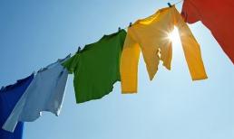 Mùa nồm ẩm, áp dụng ngay những cách này để quần áo luôn thơm ngát hương