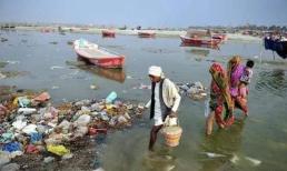 Nước sông Hằng đầy rác, người Ấn Độ uống mà không sao, nhà khoa học có phát hiện mới