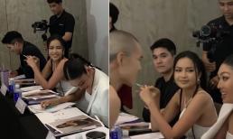 Á hậu Thảo Nhi Lê ngượng ngùng khi 'mặt đối mặt' với em trai của tình của Huy Trần 