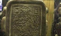 Bí ẩn người Maya: Tấm bia giống mã QR được để lại 2.000 năm trước? Cuối cùng khách du lịch đã tìm thấy gì?