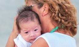 Mẹ chồng mong được trả tiền vì dành thời gian cho cháu, con dâu nên phản ứng thế nào?