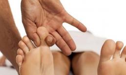 Nếu chân bạn có 3 biểu hiện này, rất có thể là 'bàn chân đái tháo đường', hãy dành chút thời gian xem xét