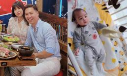 Gia đình Mạnh Trường đi ăn, khoe khoảnh khắc cậu hút 'hừng hực khí thế' khi thức dậy 