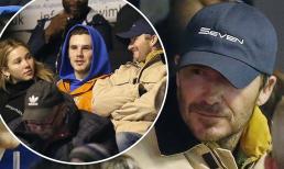Cruz cùng bạn gái và bố David Beckham đi cổ vũ Romeo đá bóng, tiếc là anh trai chỉ được ngồi ghế dự bị