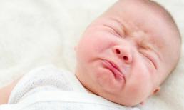 Khóc rồi ngủ thiếp đi, bác sĩ: Đứa trẻ ngủ thiếp đi sau khi bị đánh, có hai tổn thương về thể xác và tâm lý