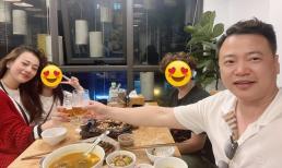 Shark Bình khoe cảnh đưa 2 con đi ăn cùng Phương Oanh, thái độ 2 nhóc tì gây bất ngờ 