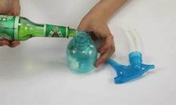 Hôm nay tôi mới biết sự kết hợp giữa kem đánh răng và nước toilet thật thiết thực, giải quyết được nỗi phiền toái lớn của hàng nghìn hộ gia đình