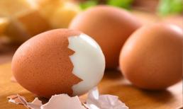 Thường xuyên ăn trứng luộc, là “bổ gan” hay “hại gan”? Bác sĩ: Cần lưu ý 3 điểm khi ăn trứng