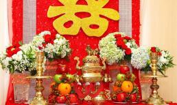 Cách chuẩn bị lễ vật, cắm hoa và trang trí bàn thờ gia tiên trong ngày cưới để cầu hạnh phúc, bình an