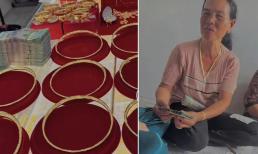 Mẹ chồng mặc giản dị trong ngày vui của con trai, lúc tặng của hồi môn mới khiến dân tình 'lóa mắt', ùa vào 'xin vía'