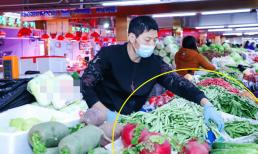 Không nên mua 6 loại rau Chủ sạp rau: Tôi không bao giờ ăn nhưng khách đổ xô mua