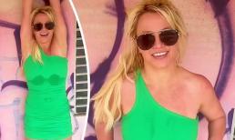 Britney Spears lộ khoảnh khắc kém duyên với ngực áo đẫm mồ hôi, tinh thần ngày càng bất ổn