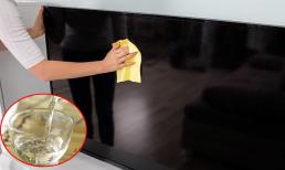 Lau màn hình tivi nên dùng nước lã, rượu hay giấm? Tưởng đơn giản nhưng không phải ai cũng biết