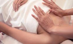 Massage ngực thực sự có thể làm to ngực? Thực chất là lừa tiền, hại người! 4 trò lừa đảo sức khỏe này nhắm vào phụ nữ 