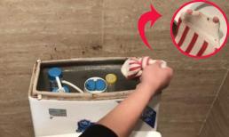 Bồn cầu bốc mùi khó chịu, chỉ với một chiếc tất cũ cũng giúp làm sạch thơm khu vực này