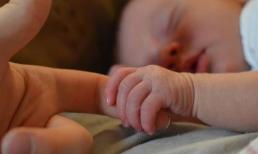 Bé 2 tuổi chết trong lúc ngủ! Không chú ý đến một chi tiết có thể lấy đi mạng sống của vô số trẻ em